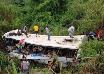Drame à Macenta: des dizaines de morts dans un accident de la route