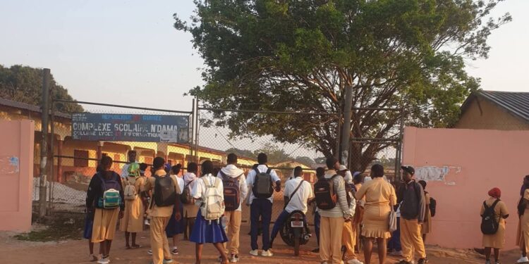 Atteinte à la pudeur : des lycéennes renvoyées de l’école pour le reste de l’année