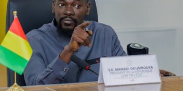 Mines: “aucun or brut ne sortira désormais de la Guinée” martèle le président Doumbouya